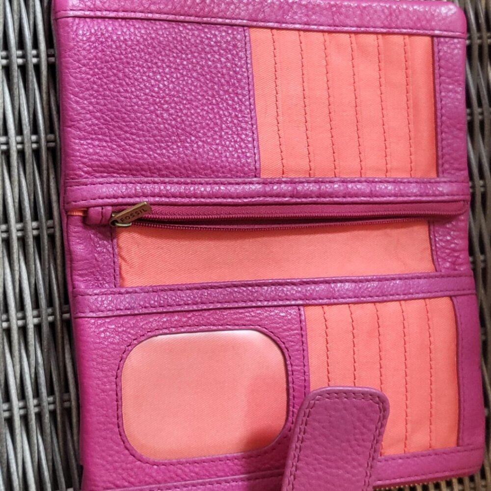 Fossil Issue No. 1954 Pink Leather Wallet - image 5